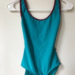 Yumiko- Veronique Leotard